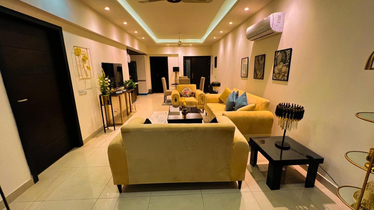 Appartement Sky Heights Luxury Apart Facing Centaurus à Islamabad Extérieur photo