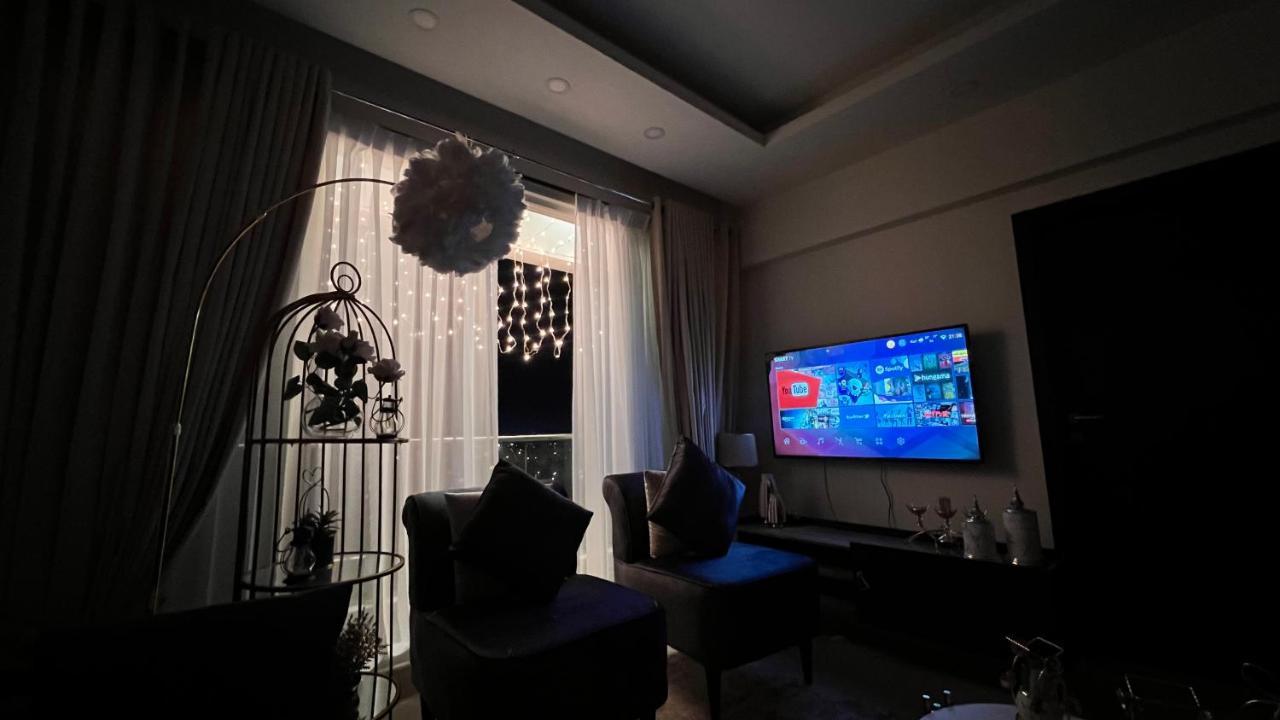 Appartement Sky Heights Luxury Apart Facing Centaurus à Islamabad Extérieur photo