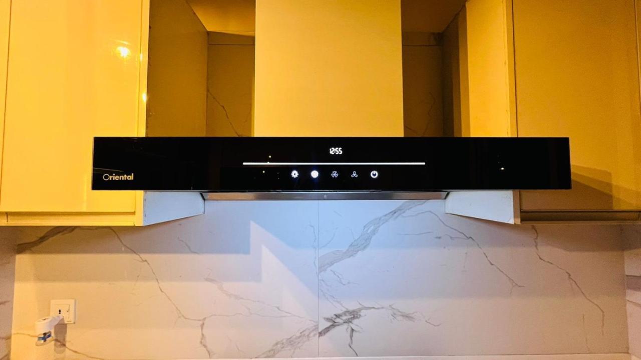 Appartement Sky Heights Luxury Apart Facing Centaurus à Islamabad Extérieur photo